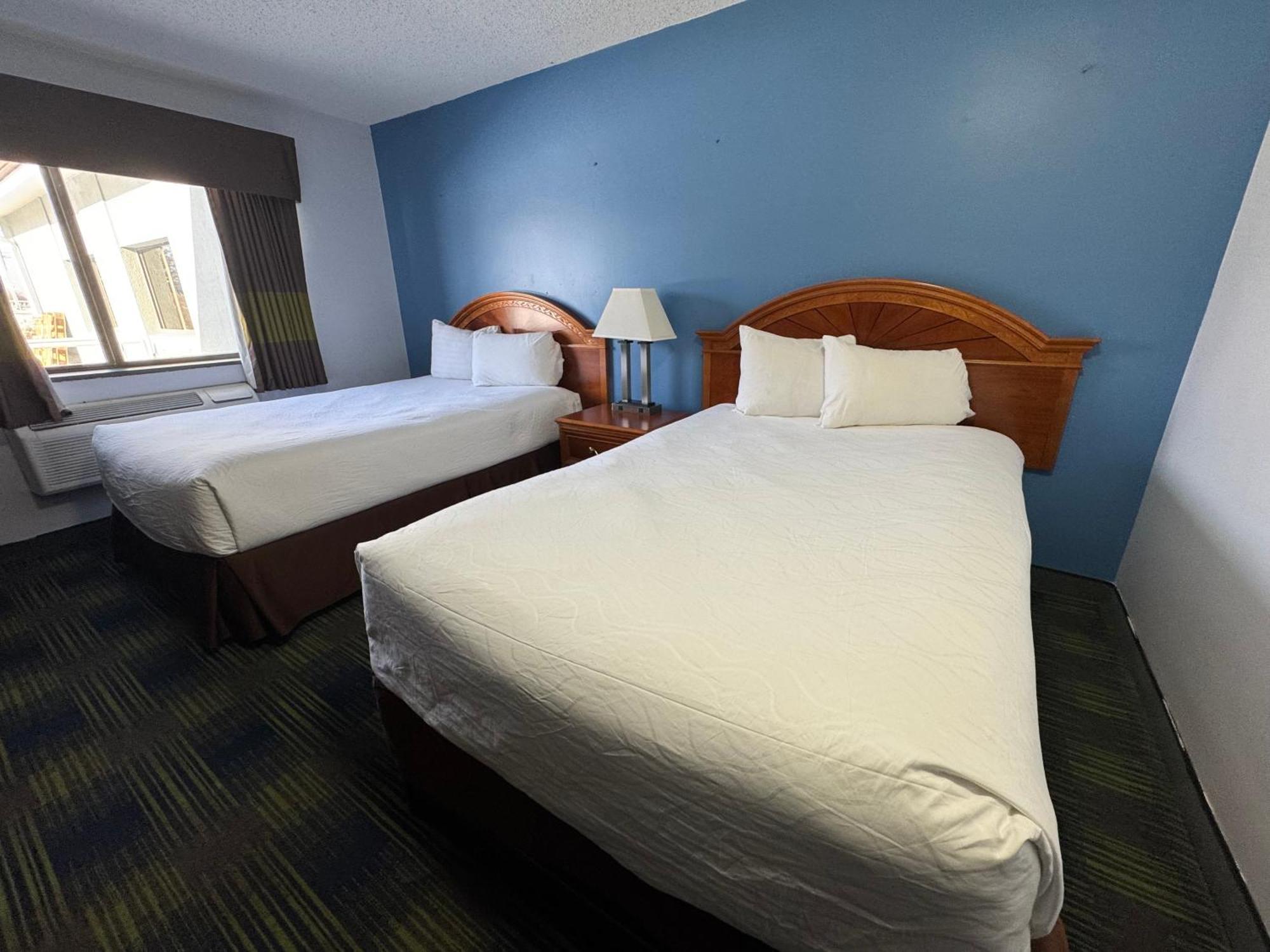 South Ridge Inn North Ridgeville Εξωτερικό φωτογραφία